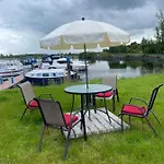 Lough Key Luxury Riverfront Appartement
