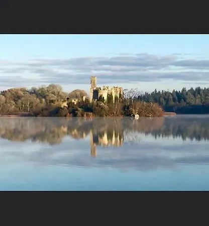 דירה Lough Key Luxury Riverfront Cootehall