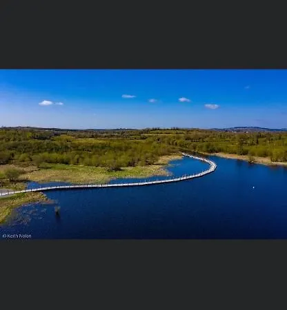 Lough Key Luxury Riverfront דירה Cootehall