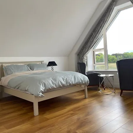 Lough Key Luxury Riverfront Cootehall