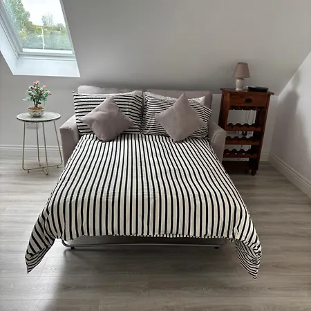 Lough Key Luxury Riverfront Διαμέρισμα Cootehall