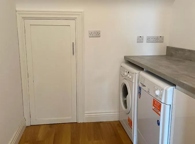 Lough Key Luxury Riverfront Apartman *